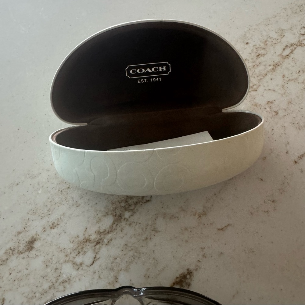 Coach Black/Grey Sunglasses w/Case - Picture 3 of 7